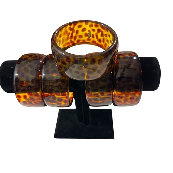 Vtg Signed Joan Rivers Faux Tortoise Leopard Cheetah Print Lucite Chunky Bangle - Picture 15 of 16
